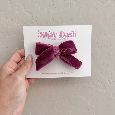 Plum // Mini Hand-tied Bow